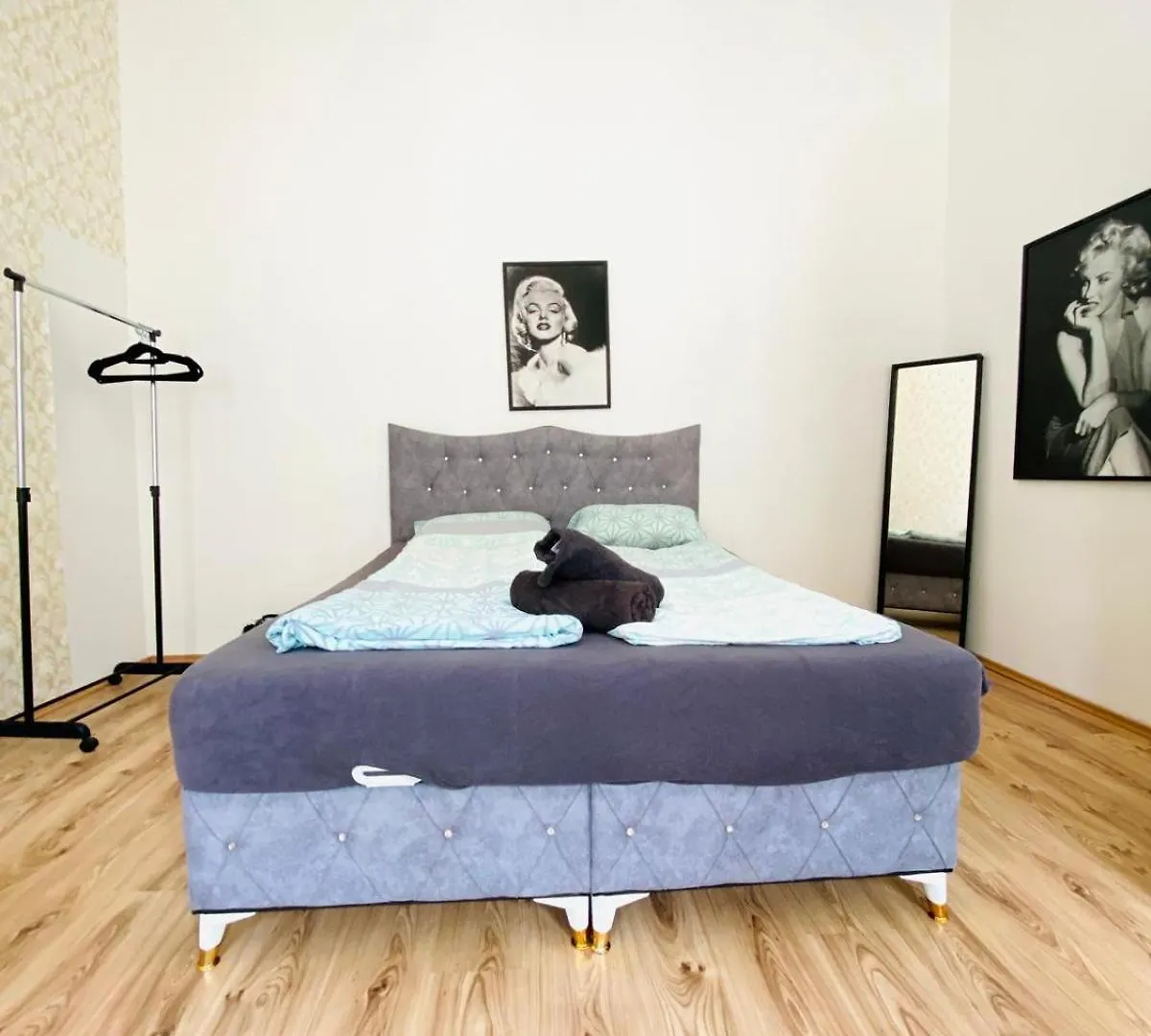 Comfy 3Br Apt In Prime Location Vienna 0*,  Austria